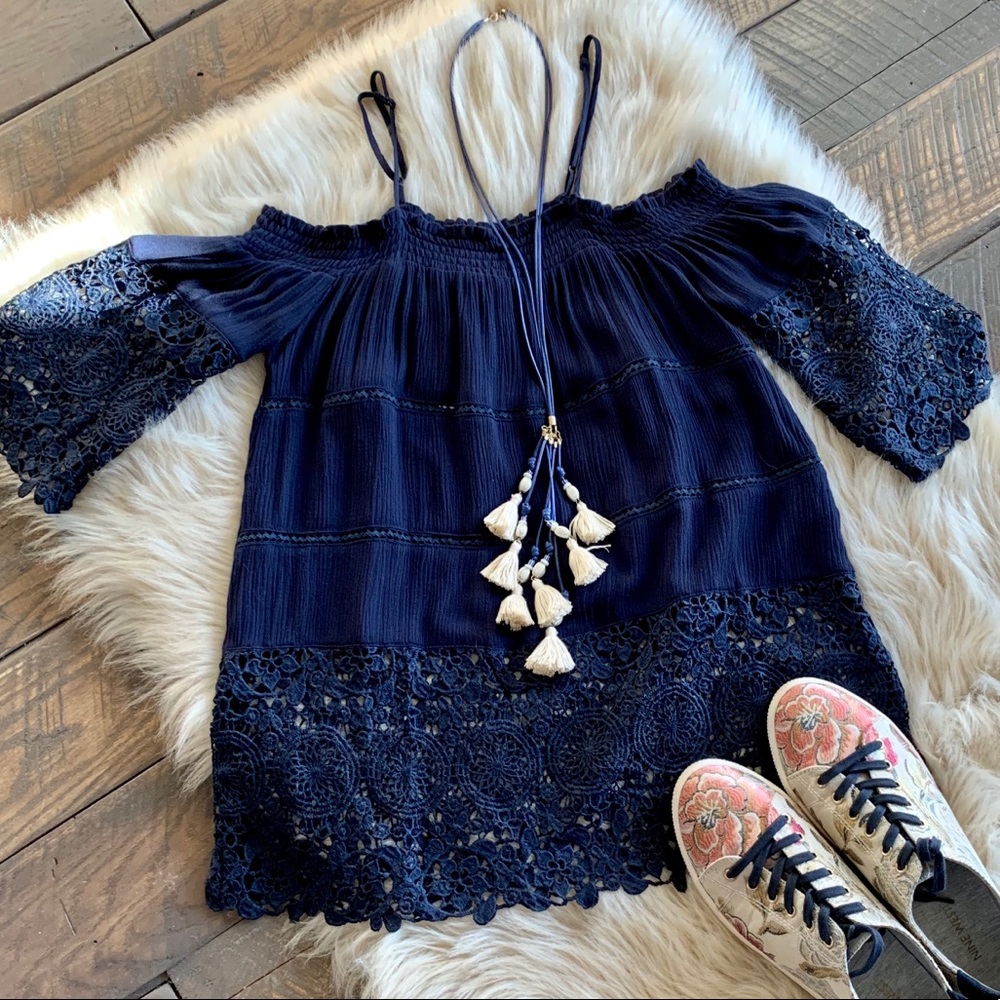 Navy top - Picture 4 of 5